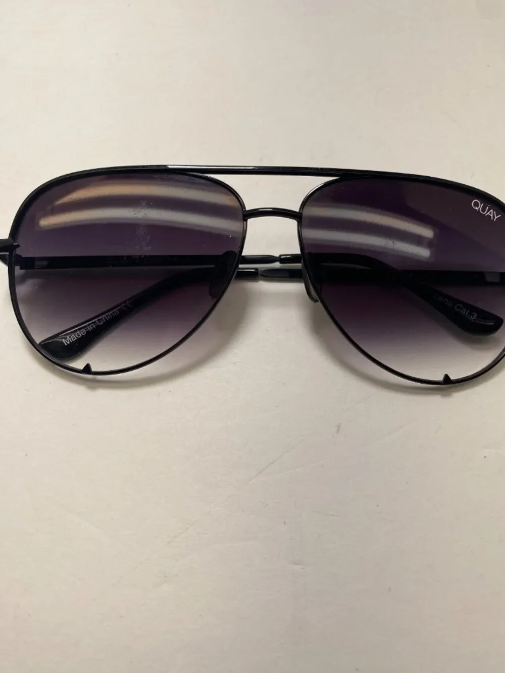 Quay x Desi High Key Black Aviator Sunglasses 111 Frames Gradient Lenses